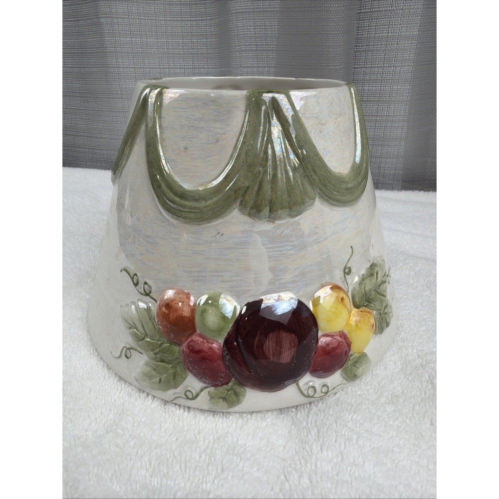Large Shade Pearlized Yankee Candle Topper With Sparkling Fruit Design~beautiful